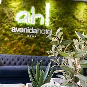 Avenida **** Almería